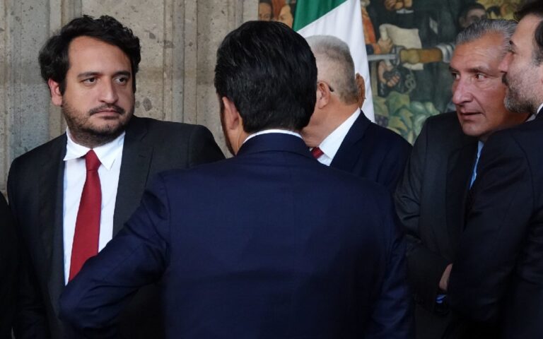 Morena Tabasco propone a Andrés López Beltrán, hijo de AMLO, como segundo en dirigencia nacional.