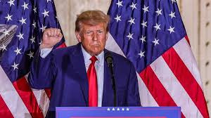 Donald Trump se encuentra a salvo tras registrarse un tiroteo cerca de su club de golf en West Palm Beach.