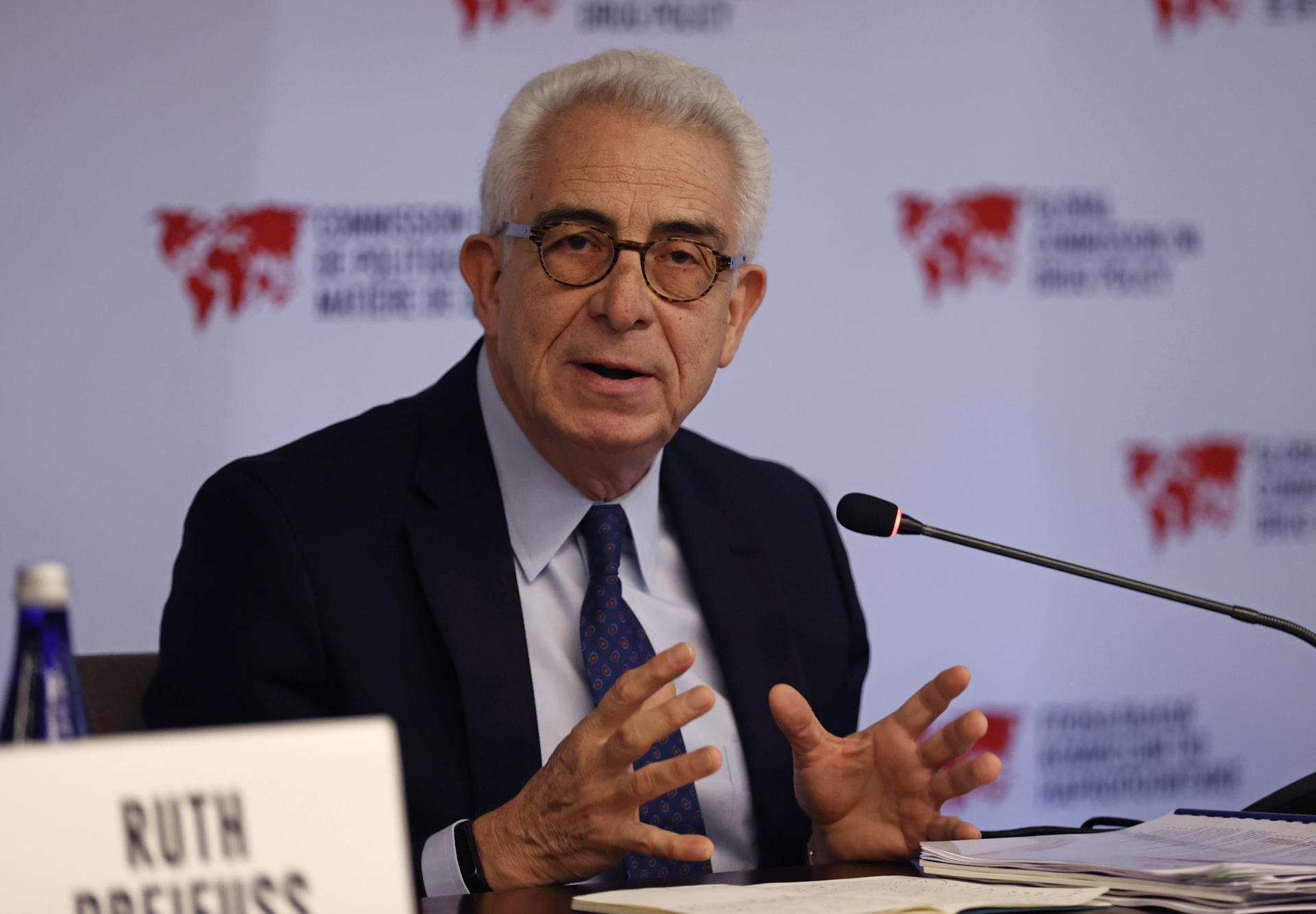 “La presidenta reacciona con calumnias e insultos en lugar de las razones”, responde Zedillo a descalificaciones de Claudia Sheinbaum.