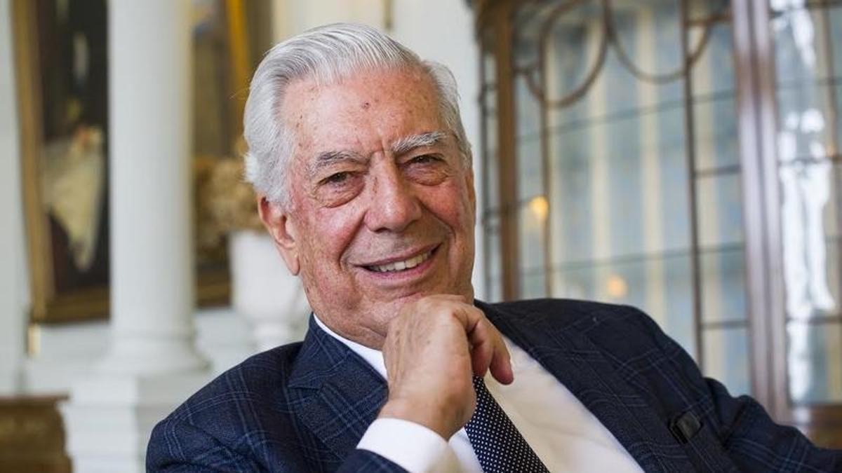 México es la dictadura perfecta: la frase de Vargas Llosa que sacudió al país en 1990 durante el encuentro “La experiencia de la libertad”.